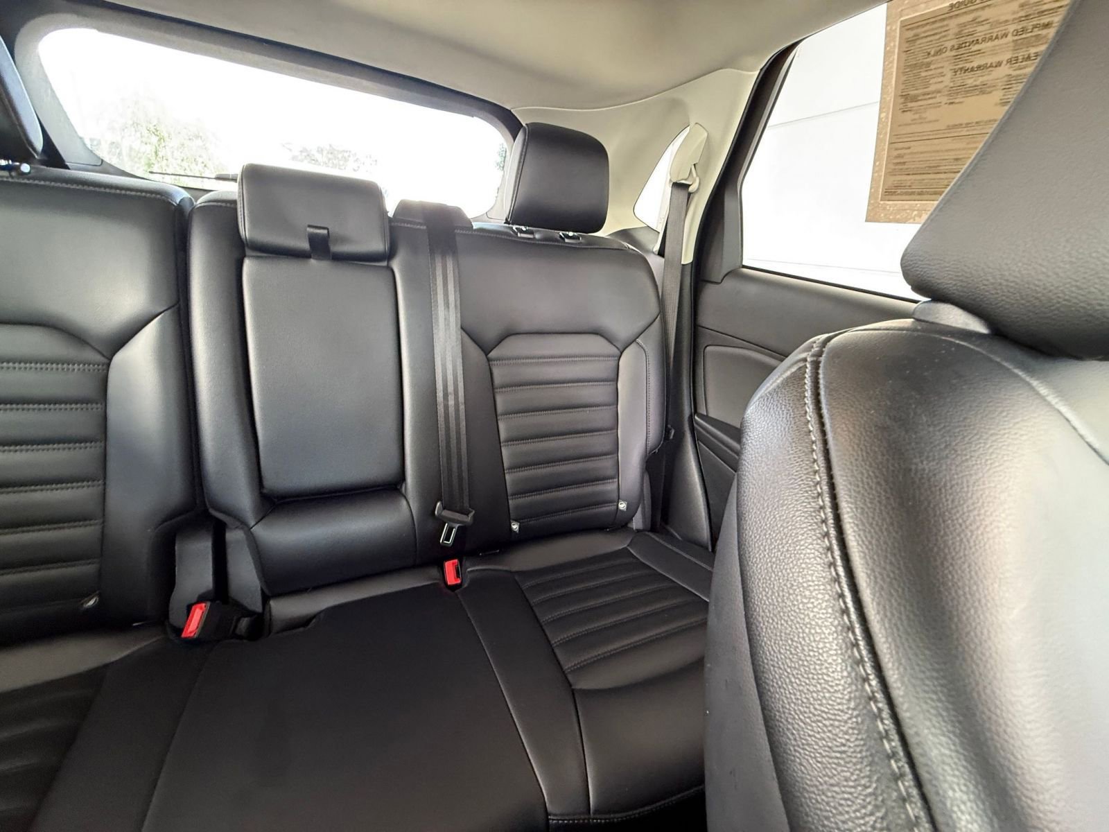 Used 2024 Ford Edge SEL image 37