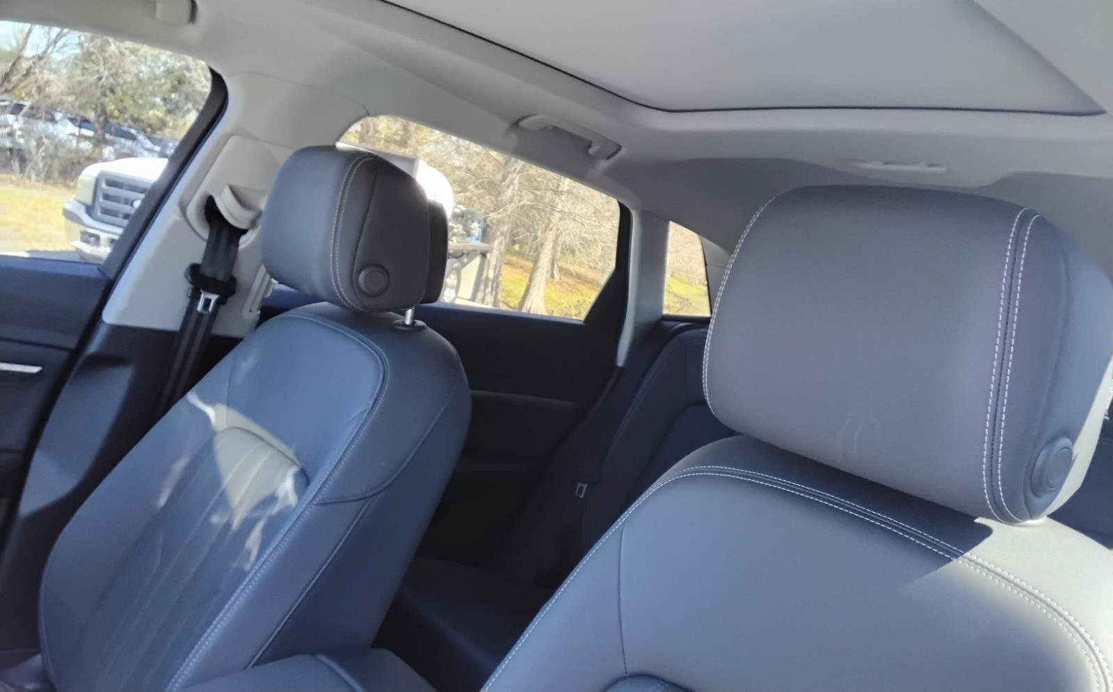 Used 2023 Audi e-tron Premium Plus w/ Premium Plus Package image 14