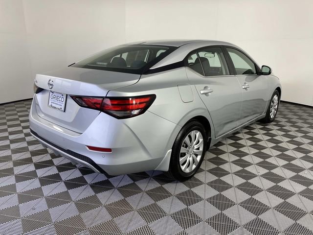 Used 2021 Nissan Sentra S image 9