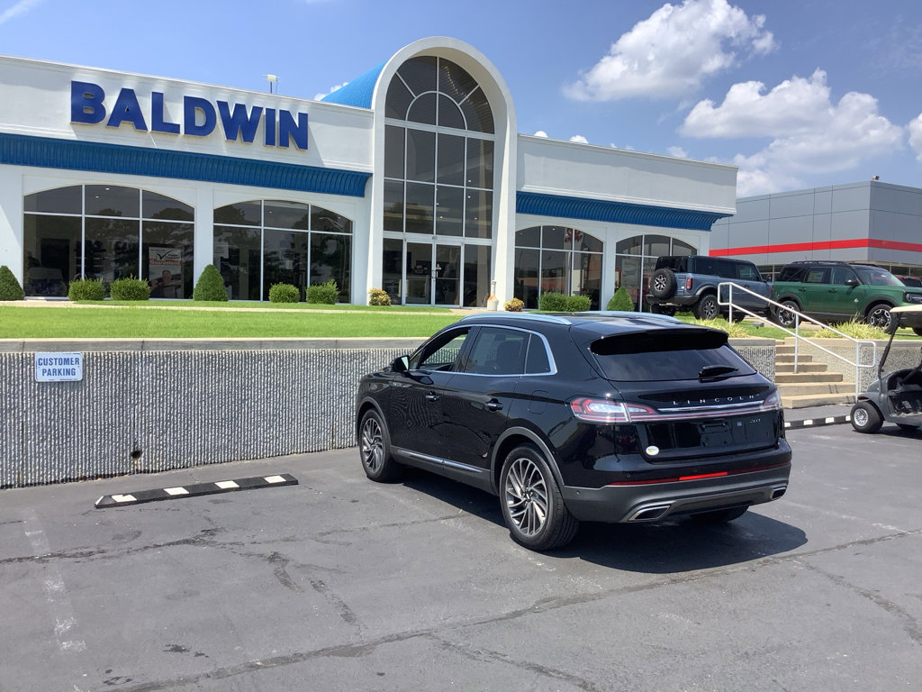 Used 2020 Lincoln Nautilus Reserve image 5