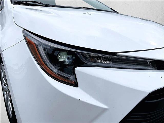 Used 2024 Toyota Corolla LE image 30