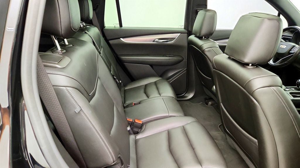Used 2021 Cadillac XT6 Luxury FWD image 23
