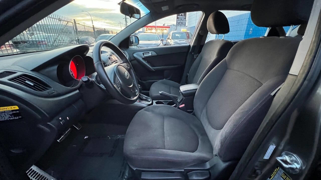 Used 2012 Kia Forte SX image 15
