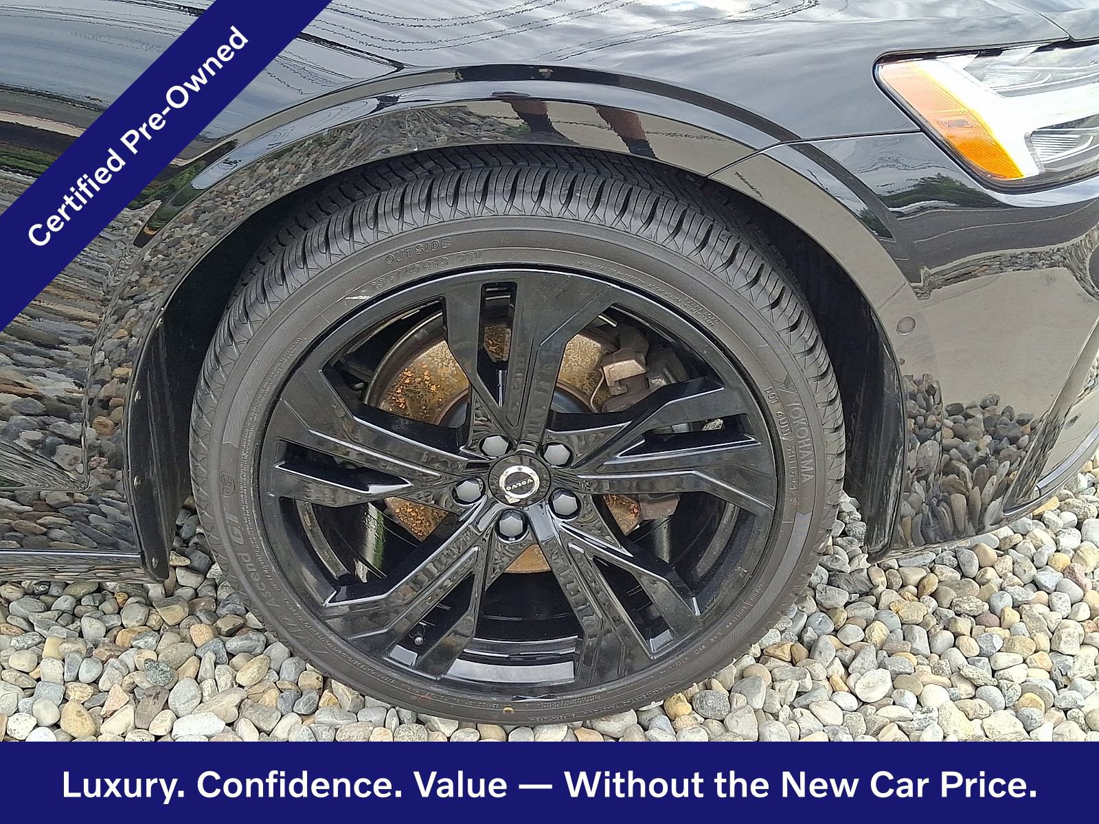 Certified 2024 Volvo S60 B5 Ultimate AWD/4WD image 9