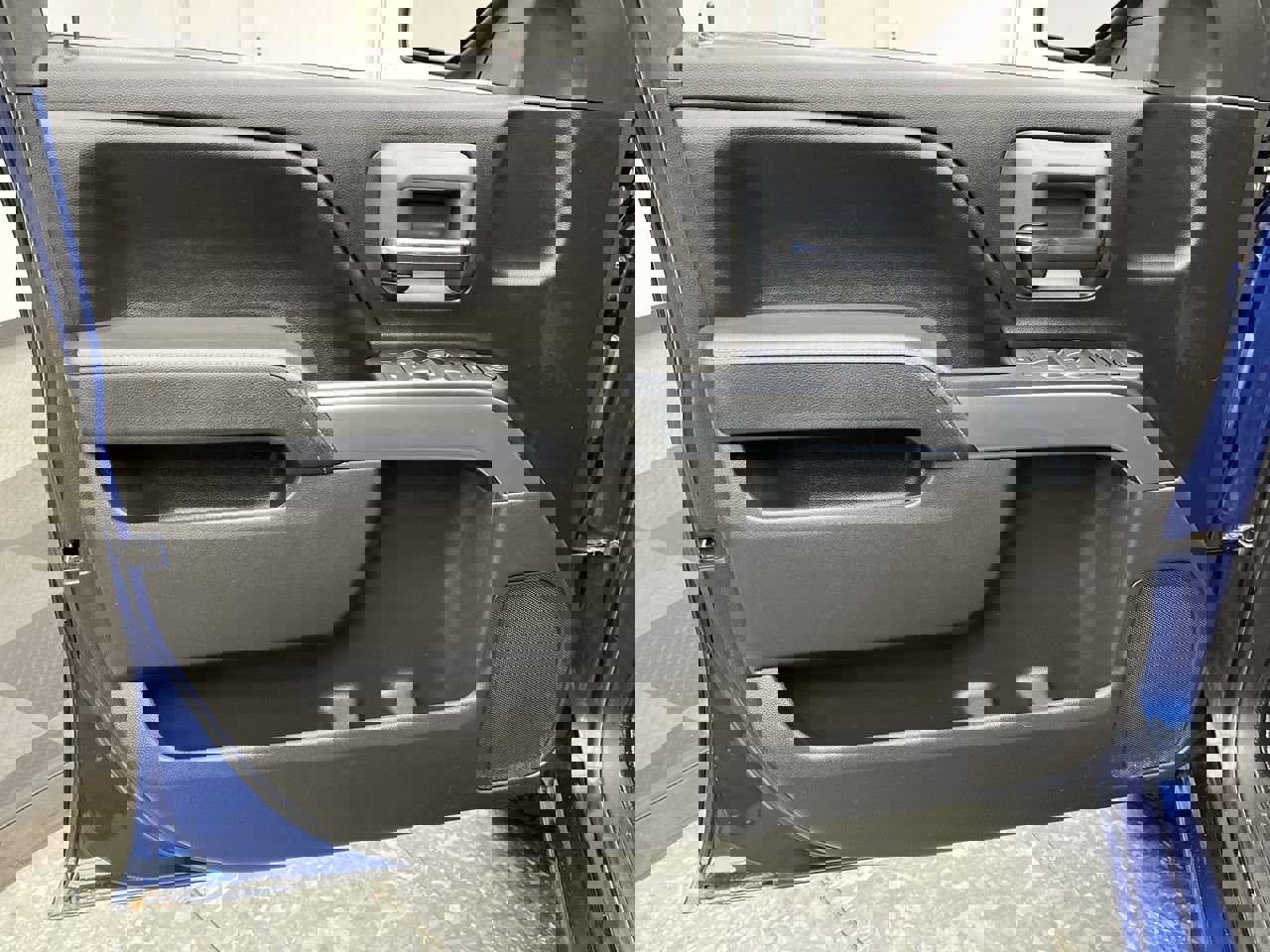 Used 2016 Chevrolet Silverado 1500 LT w/ All Star Edition AWD/4WD image 6