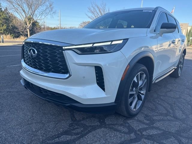 Used 2024 INFINITI QX60 Luxe w/ Performance Audio Package
