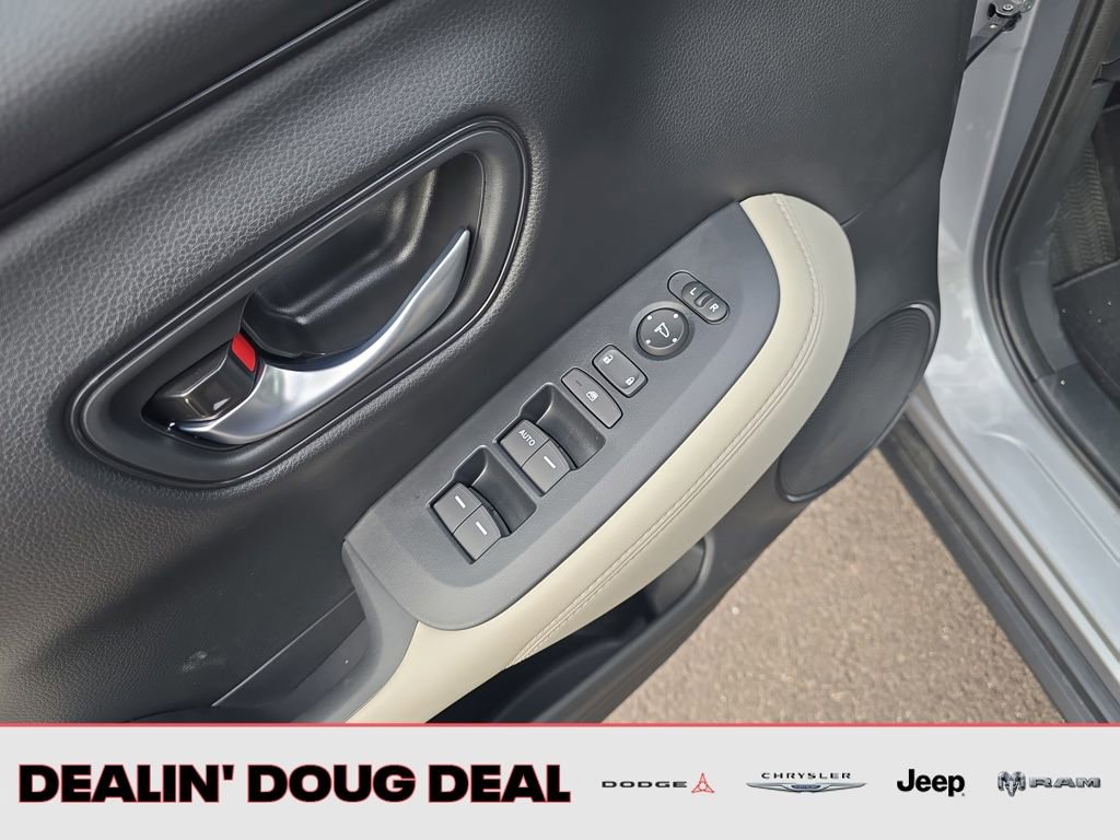 Used 2026 Honda HR-V LX image 12