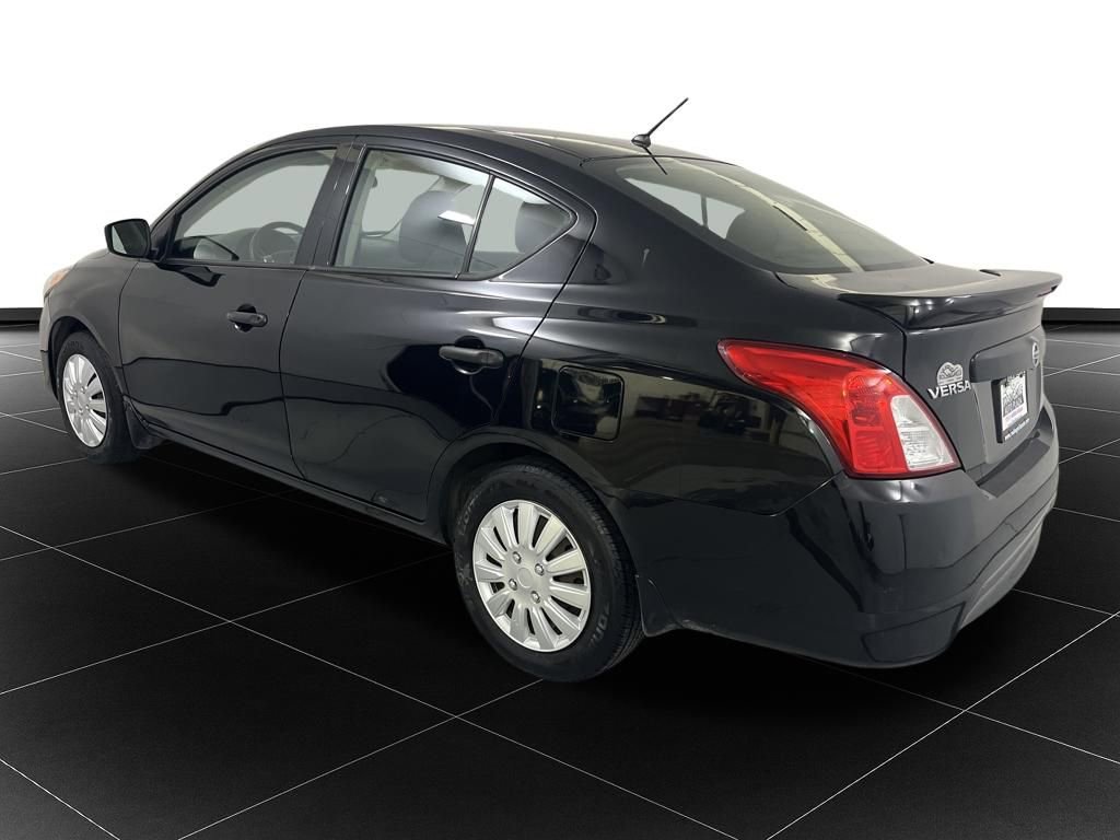 Used 2018 Nissan Versa S Plus image 3
