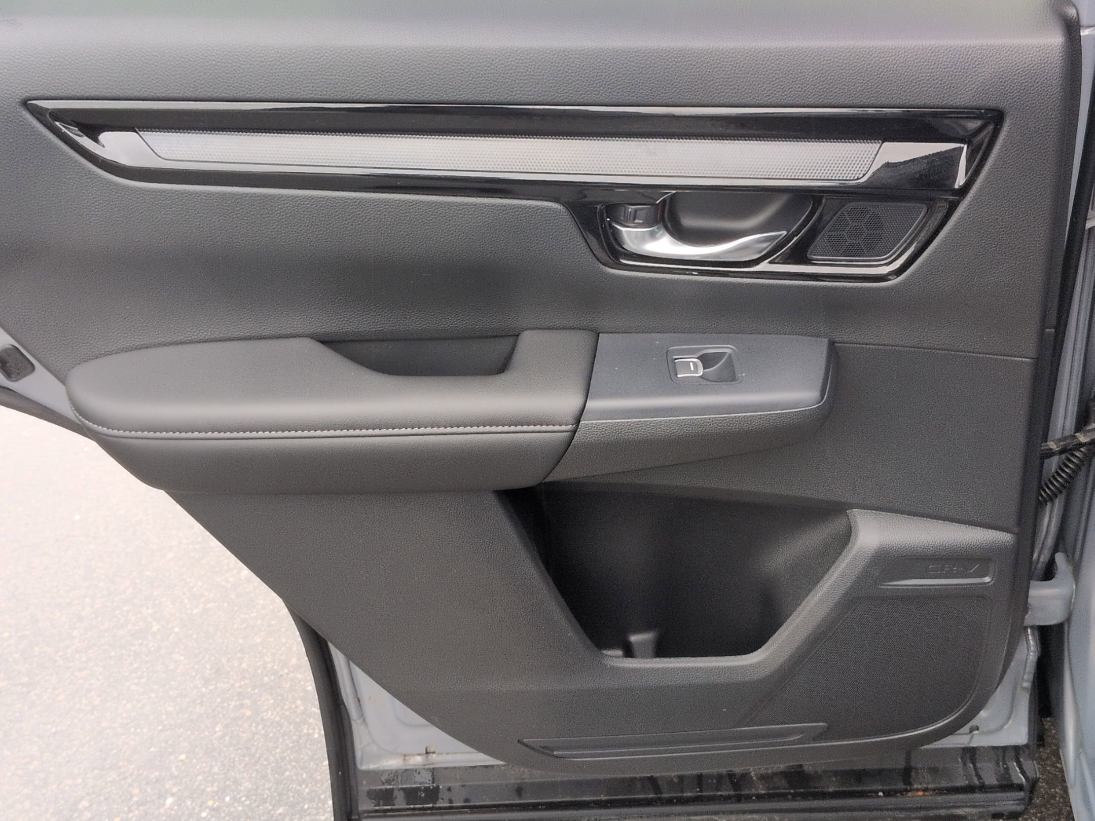 Used 2025 Honda CR-V EX-L image 37