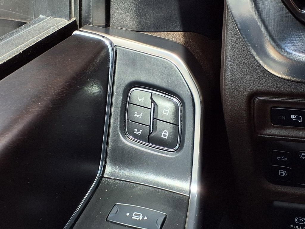 Used 2024 Ford F150 King Ranch w/ FX4 Off-Road Package image 40