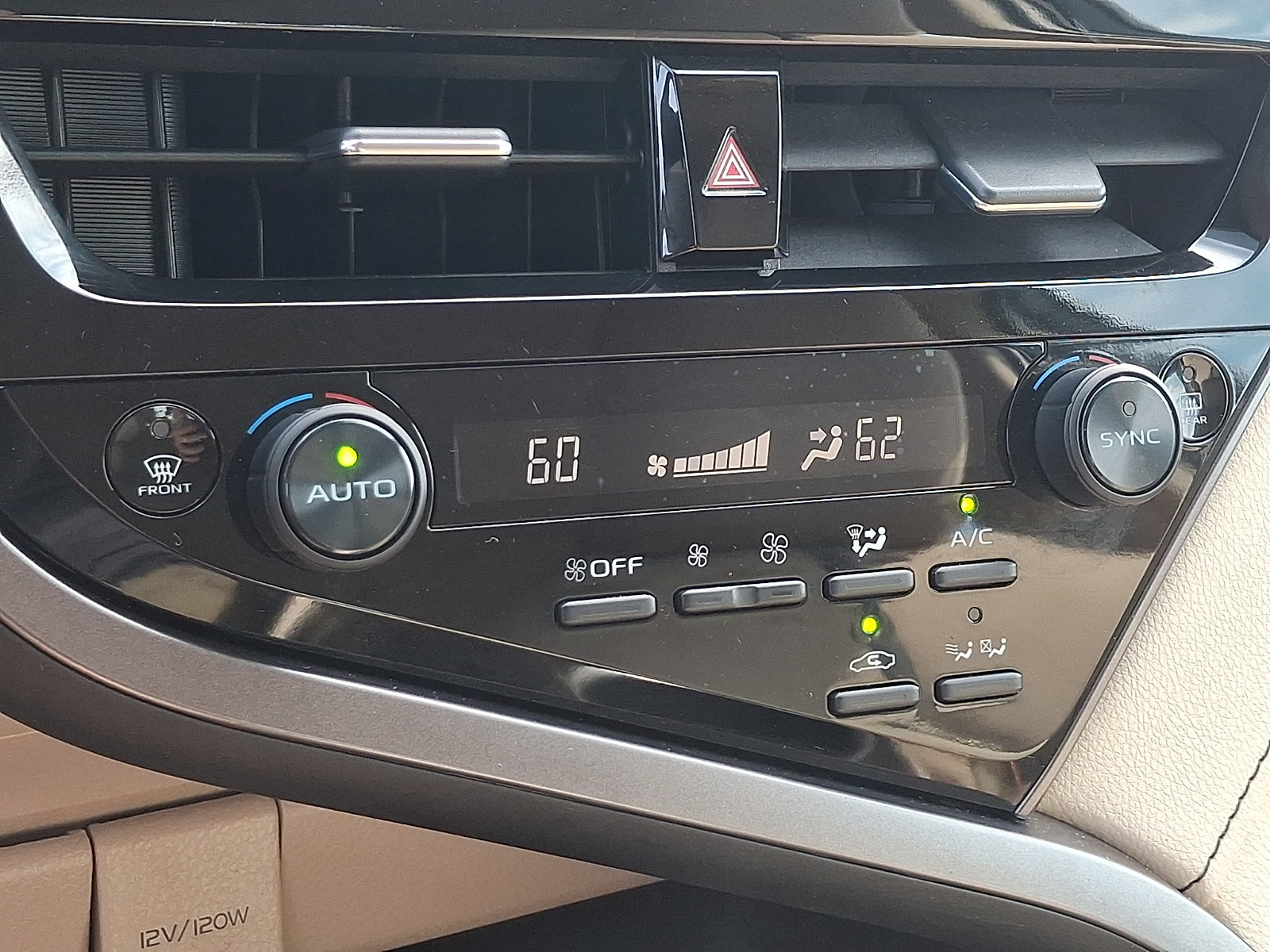 Used 2021 Toyota Camry LE FWD image 15