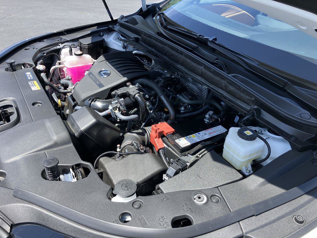 Used 2025 Lexus RX 350 Premium w/ Accessory Package (Z1) FWD image 37