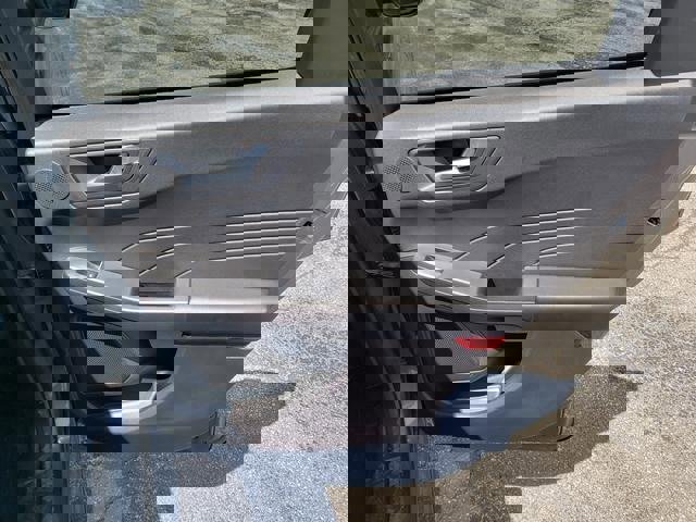 Used 2021 Ford Escape SEL w/ Technology Package image 15