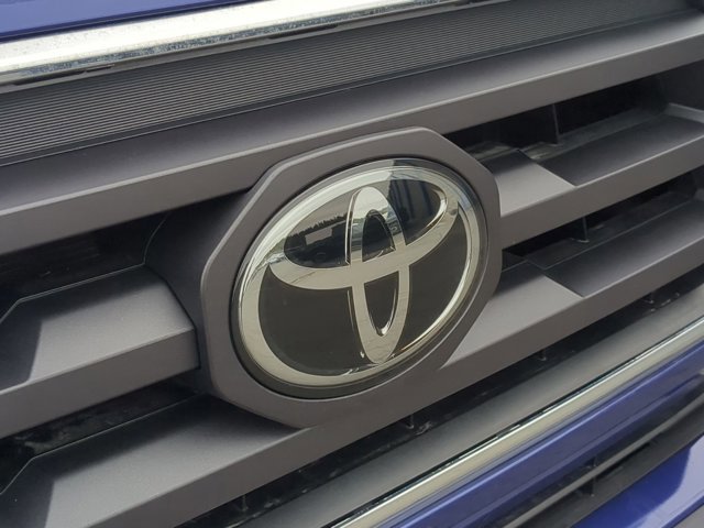Used 2022 Toyota Tacoma SR5 image 28