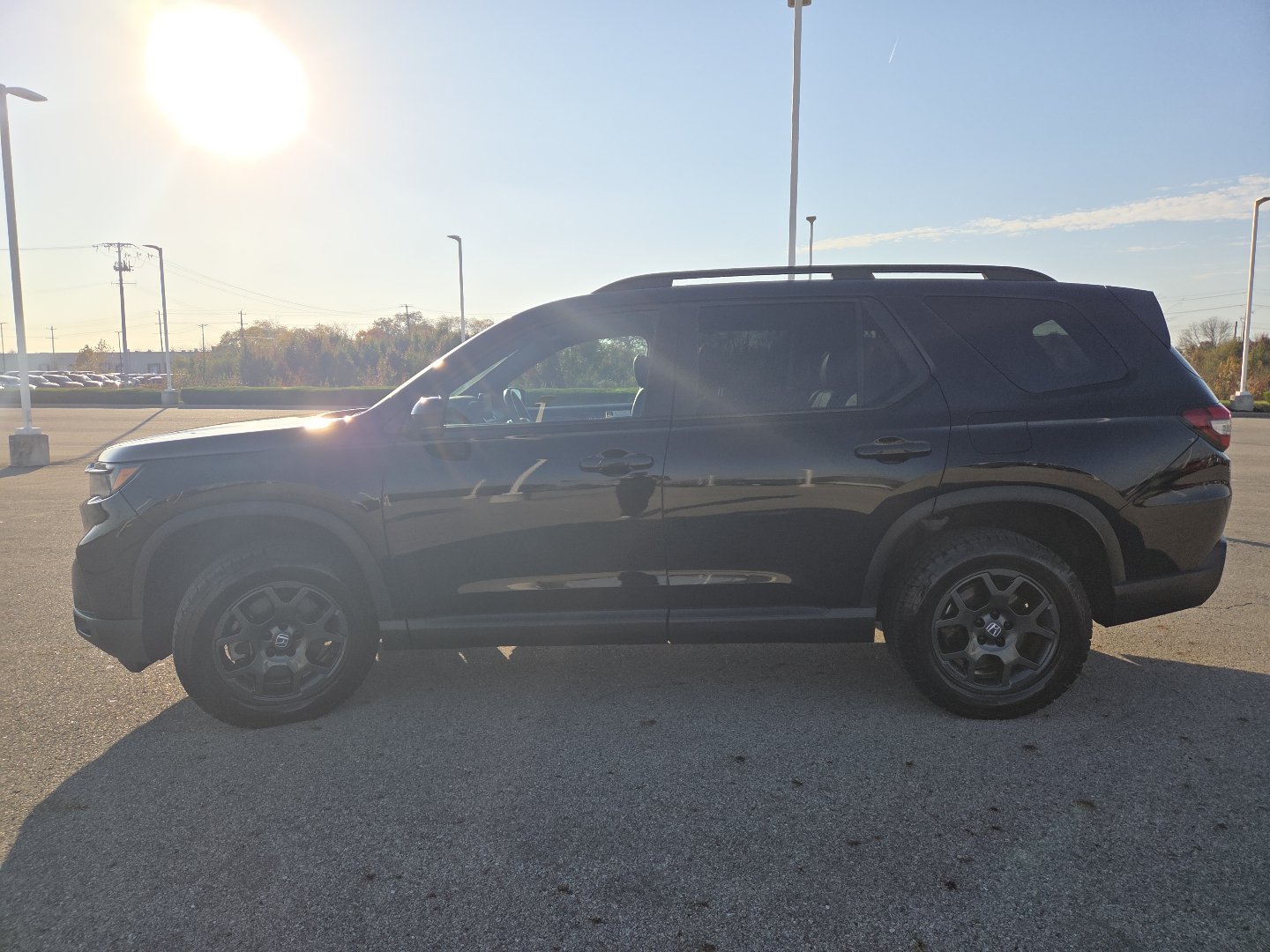 Used 2023 Honda Pilot TrailSport image 15