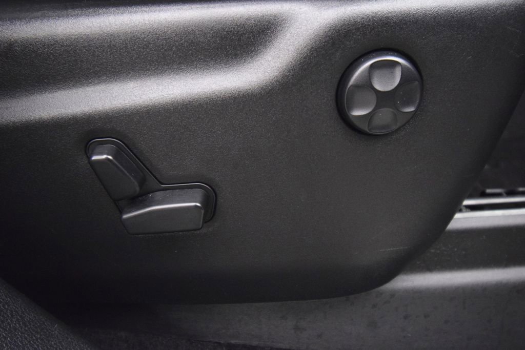 Used 2018 Dodge Durango R/T w/ Blacktop Package image 30