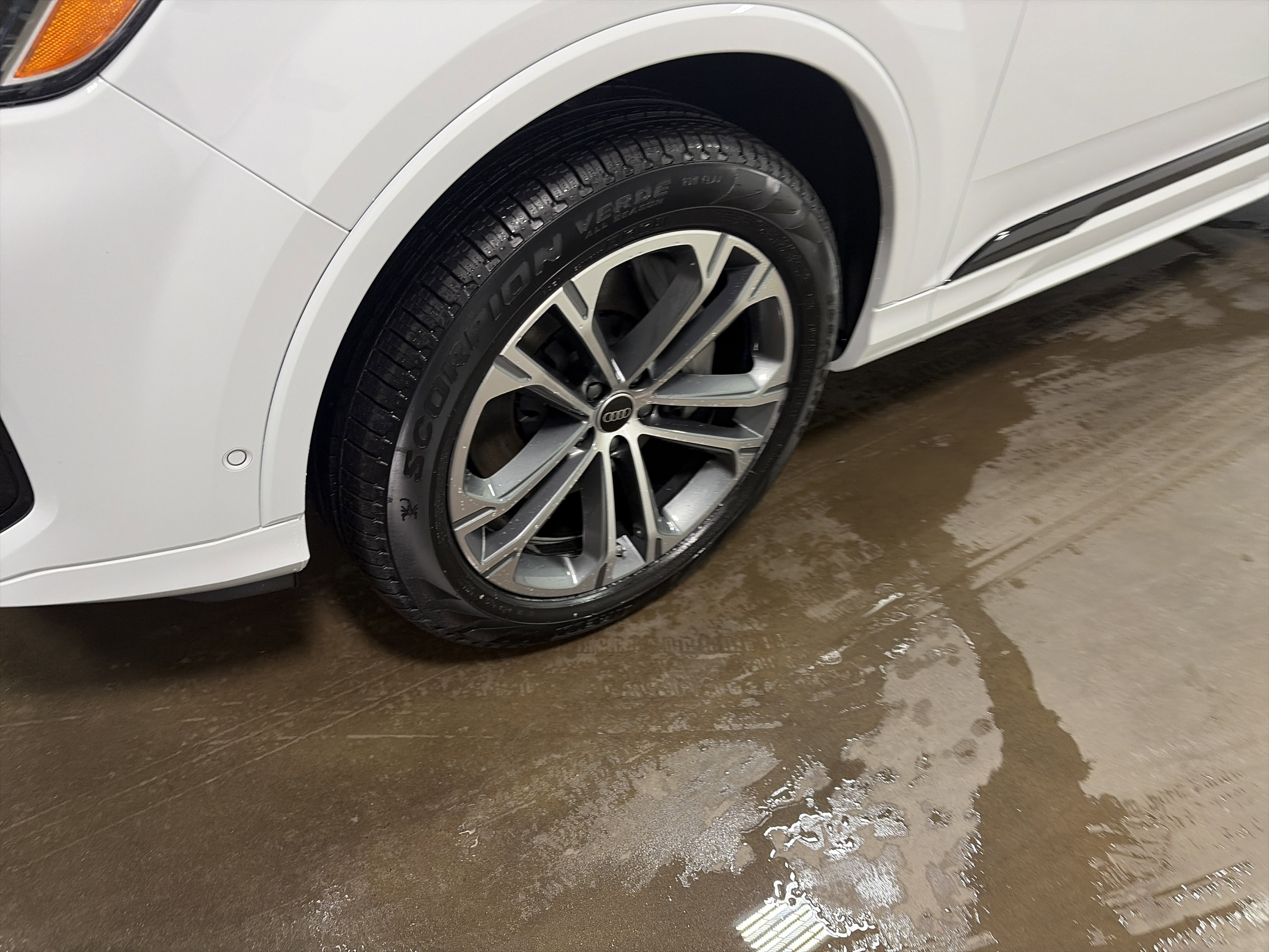 New 2026 Audi Q7 2.0T Premium image 9