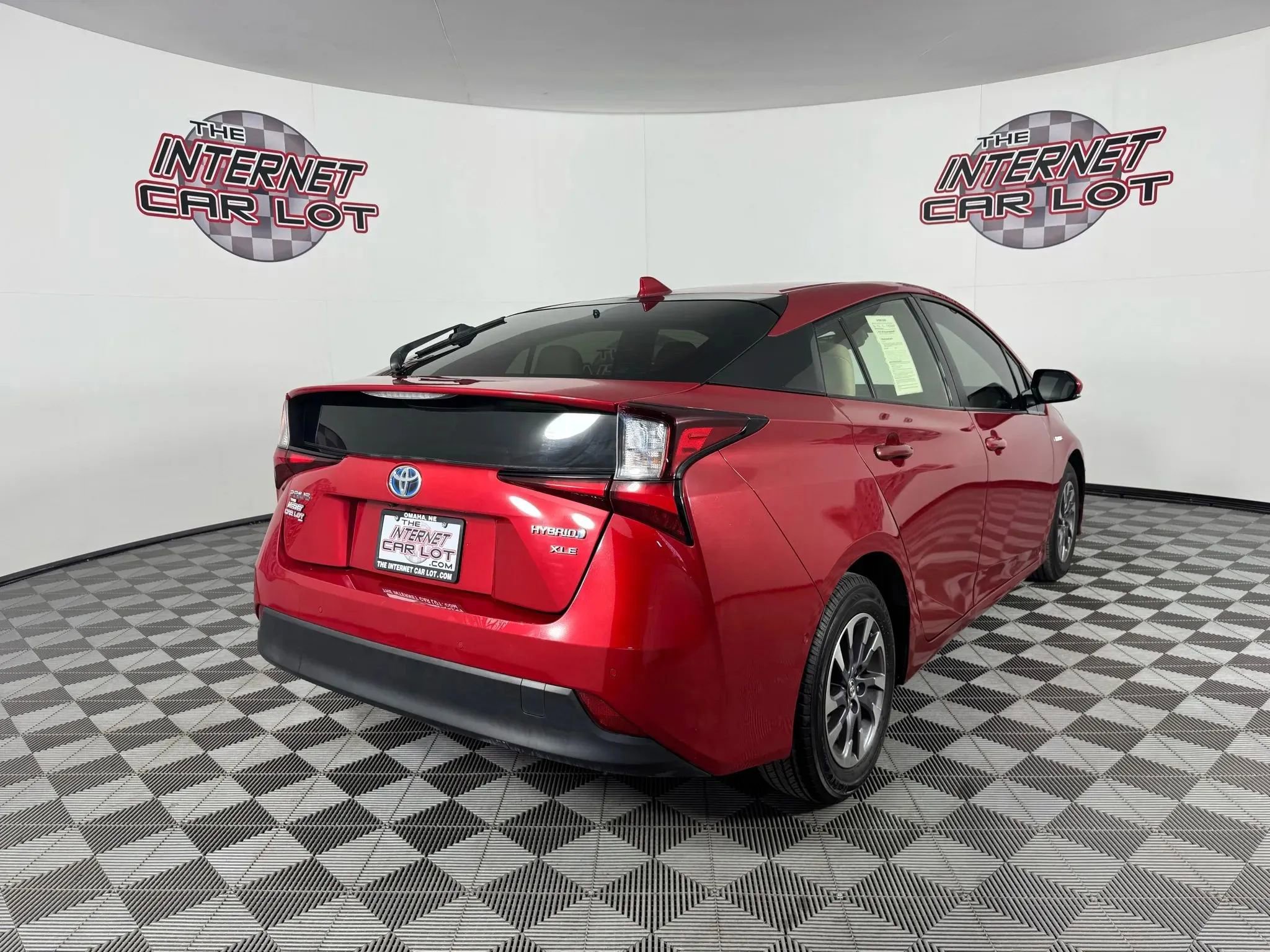 Used 2019 Toyota Prius XLE FWD image 7