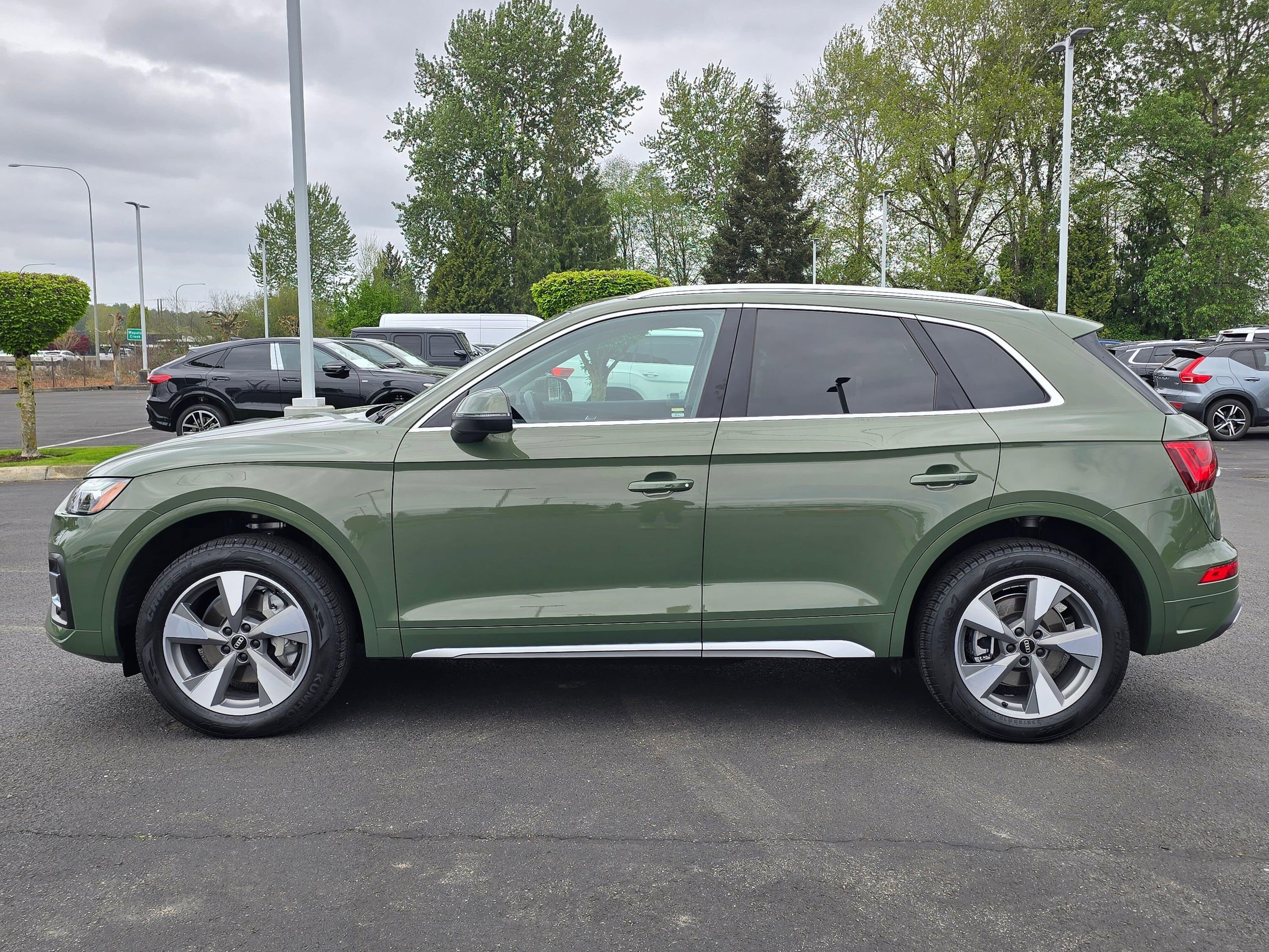 Used 2024 Audi Q5 2.0T Premium Plus AWD/4WD image 2