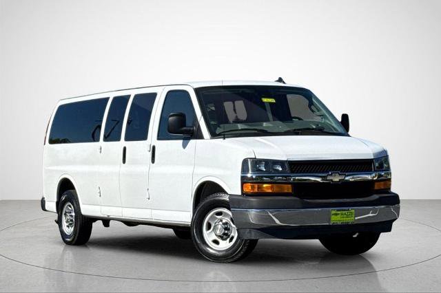 Used 2024 Chevrolet Express 3500 LT w/ LT Preferred Equipment Group RWD image 2