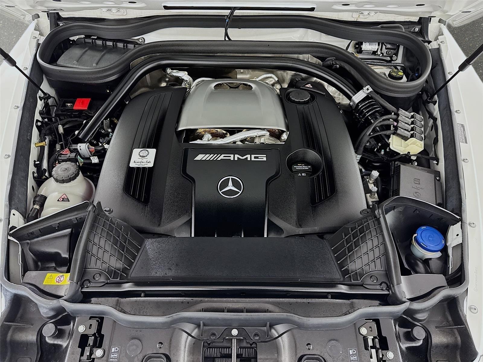 Used 2025 Mercedes-Benz G 63 AMG 4MATIC image 32