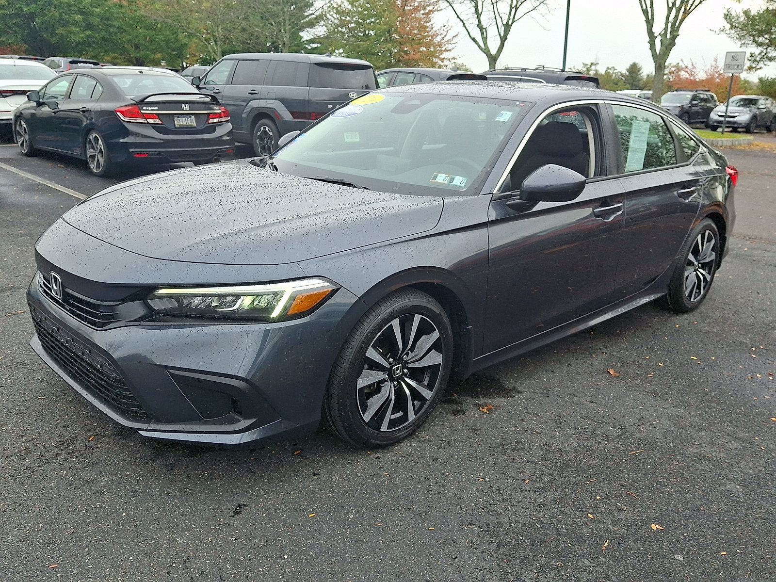 Certified 2024 Honda Civic EX image 3