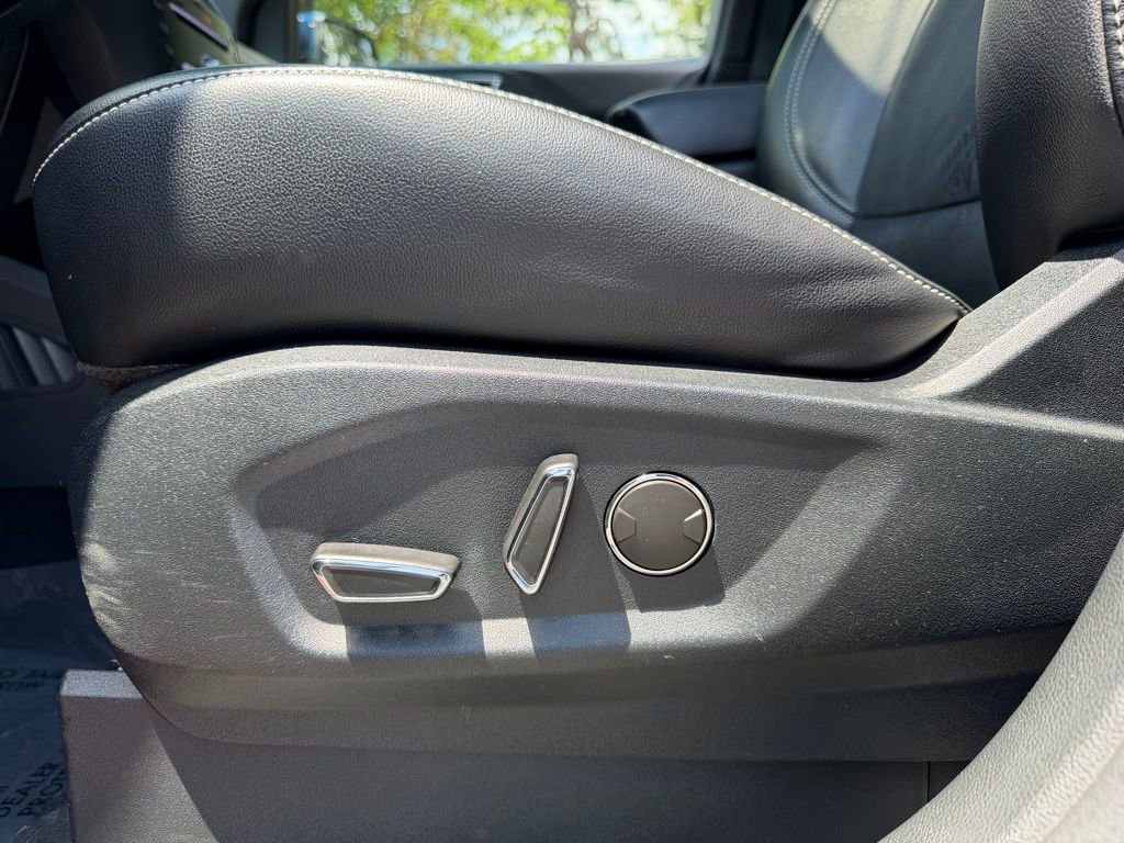 Used 2019 Ford Edge ST w/ Equipment Group 401A AWD/4WD image 12