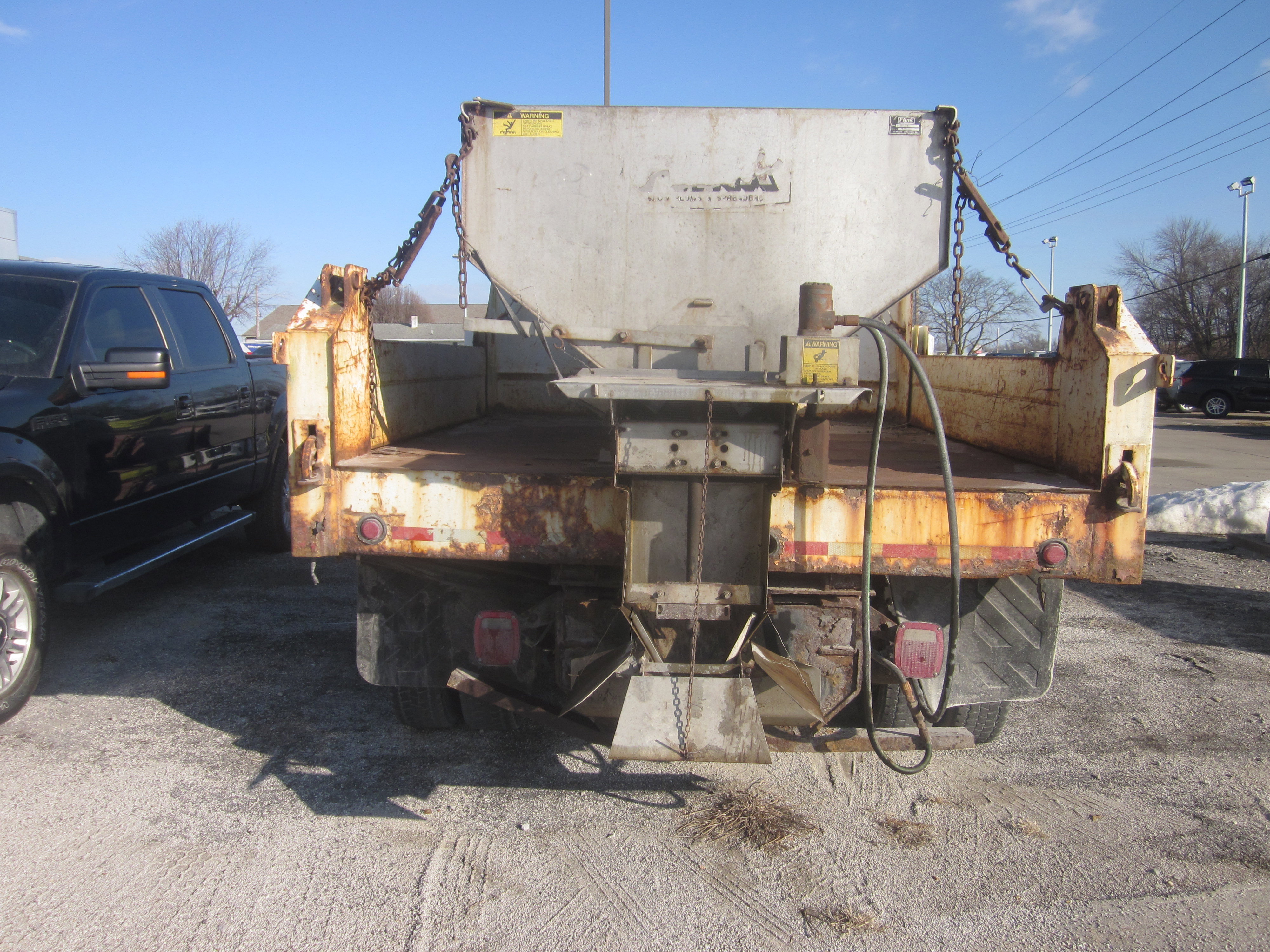 Used 2012 Ford F550 4x4 Regular Cab Super Duty w/ PWR Equipment Group image 5