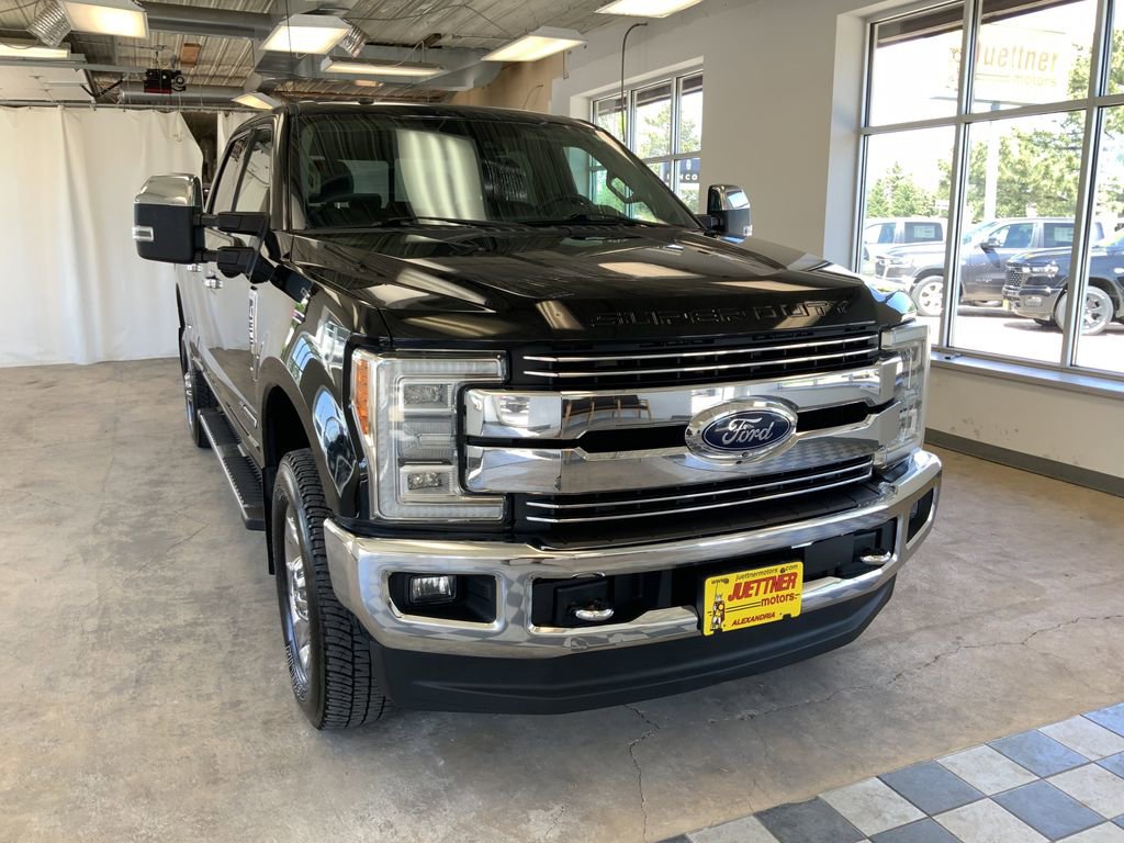 Used 2017 Ford F350 Lariat w/ Lariat Ultimate Package AWD/4WD image 2