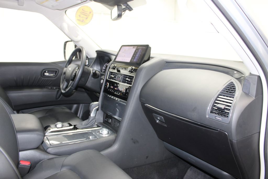 Used 2024 Nissan Armada SV AWD/4WD image 27