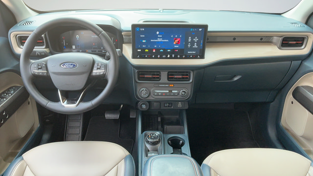 Used 2025 Ford Maverick Lariat AWD/4WD image 9