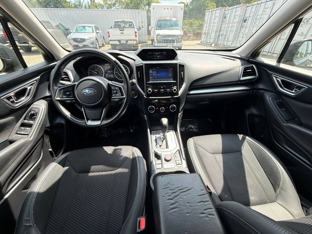 Used 2022 Subaru Forester Premium AWD/4WD image 23
