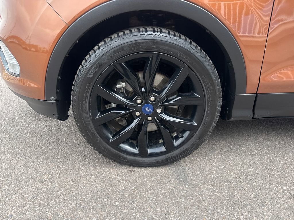 Used 2017 Ford Escape SE w/ Equipment Group 201A image 27