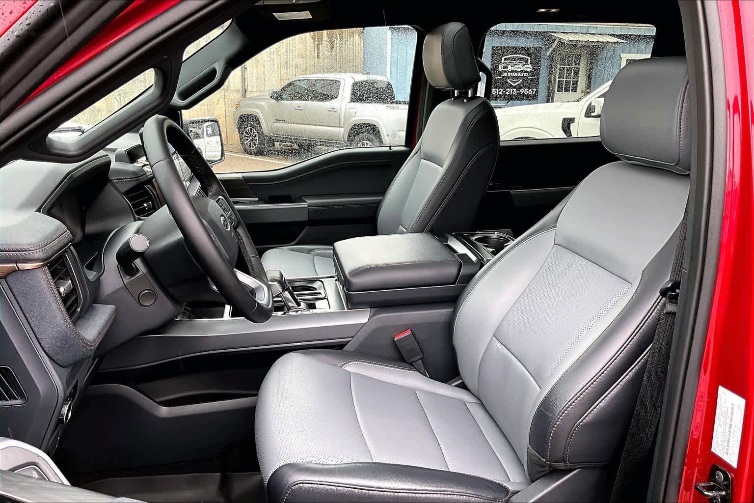 Used 2025 Ford F150 Lightning Lariat AWD/4WD image 7