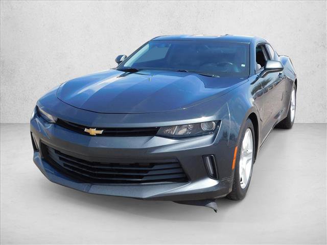 Used 2017 Chevrolet Camaro LT RWD image 2