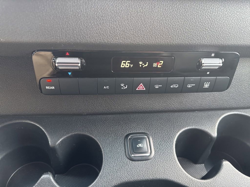 Used 2022 Mercedes-Benz Sprinter 2500 image 22