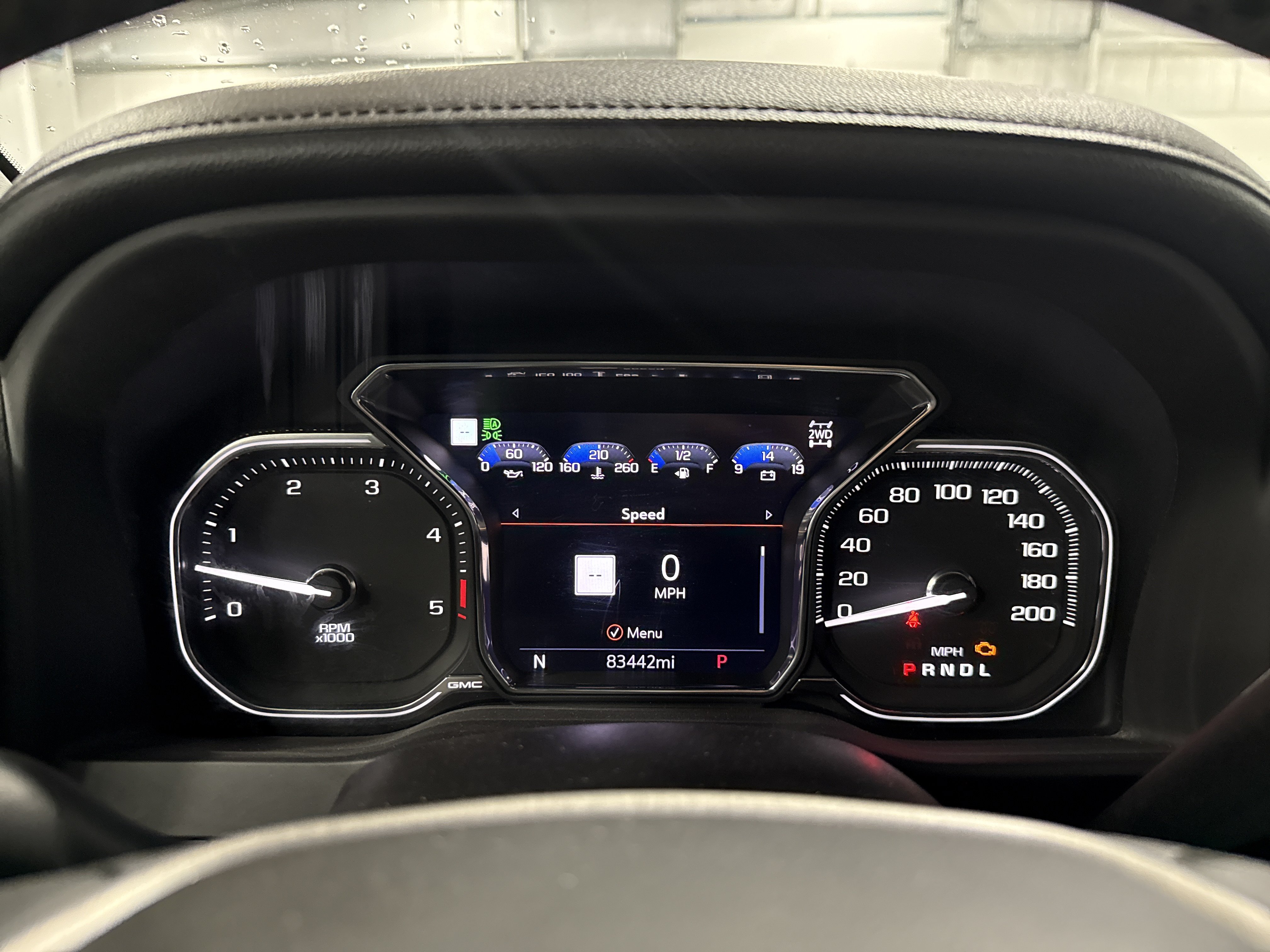 Used 2023 GMC Sierra 2500 Denali w/ Denali Black Diamond Edition AWD/4WD image 8