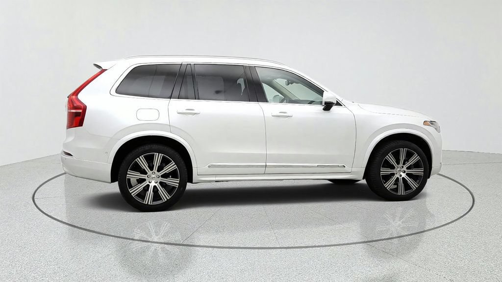 Used 2024 Volvo XC90 T8 Ultimate w/ Protection Package Premier AWD/4WD image 4