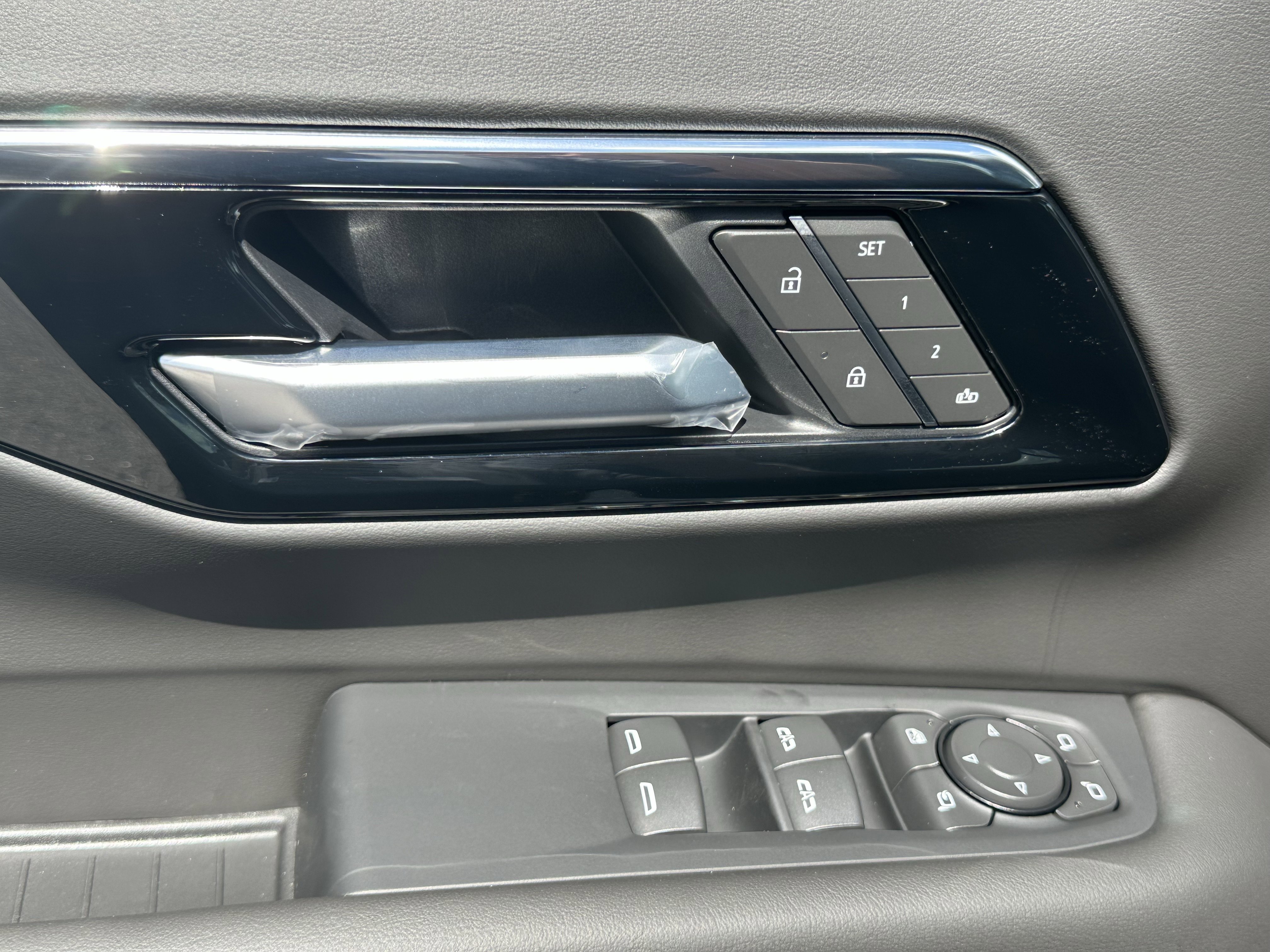 New 2026 Chevrolet Suburban LT w/ Comfort Package image 14