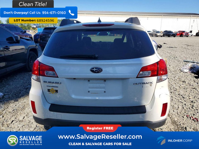 Used 2013 Subaru Outback 2.5i Limited AWD/4WD image 8