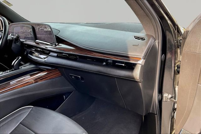 Used 2023 Cadillac Escalade Premium Luxury w/ Performance Package image 19
