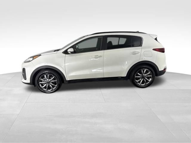 Certified 2022 Kia Sportage Nightfall Edition w/ Nightfall Fwd Premium Package image 10