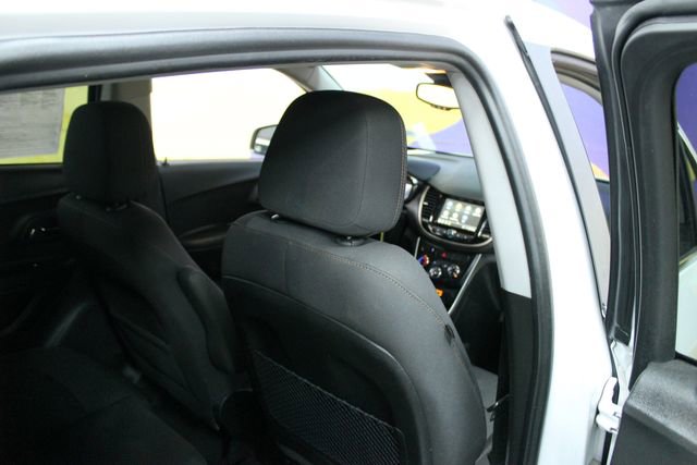 Used 2019 Chevrolet Trax LT FWD image 10