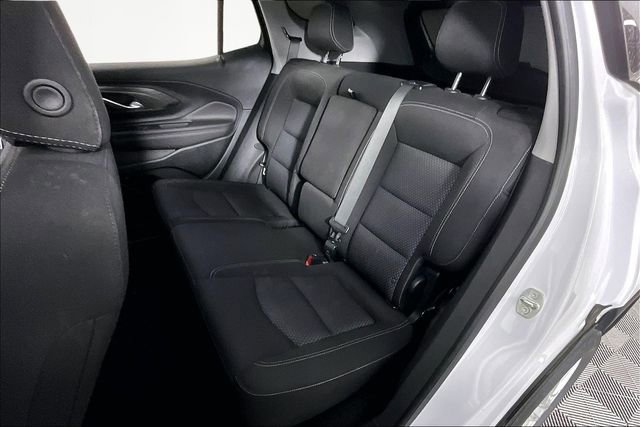 Used 2023 GMC Terrain SLE image 22