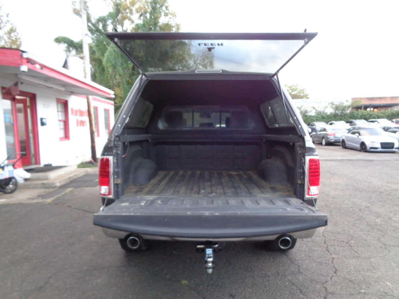 Used 2014 RAM 1500 Laramie w/ Convenience Group image 32