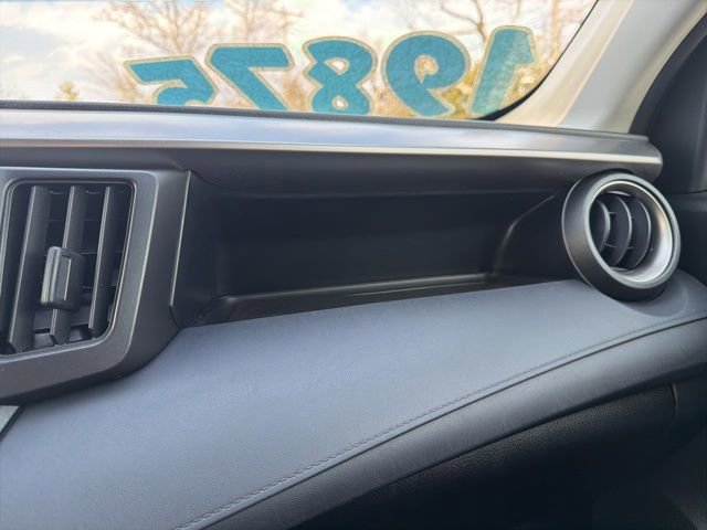 Used 2018 Toyota RAV4 LE w/ All Weather Liner Package image 14