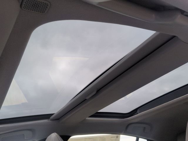 New 2026 Toyota Prius XLE image 12