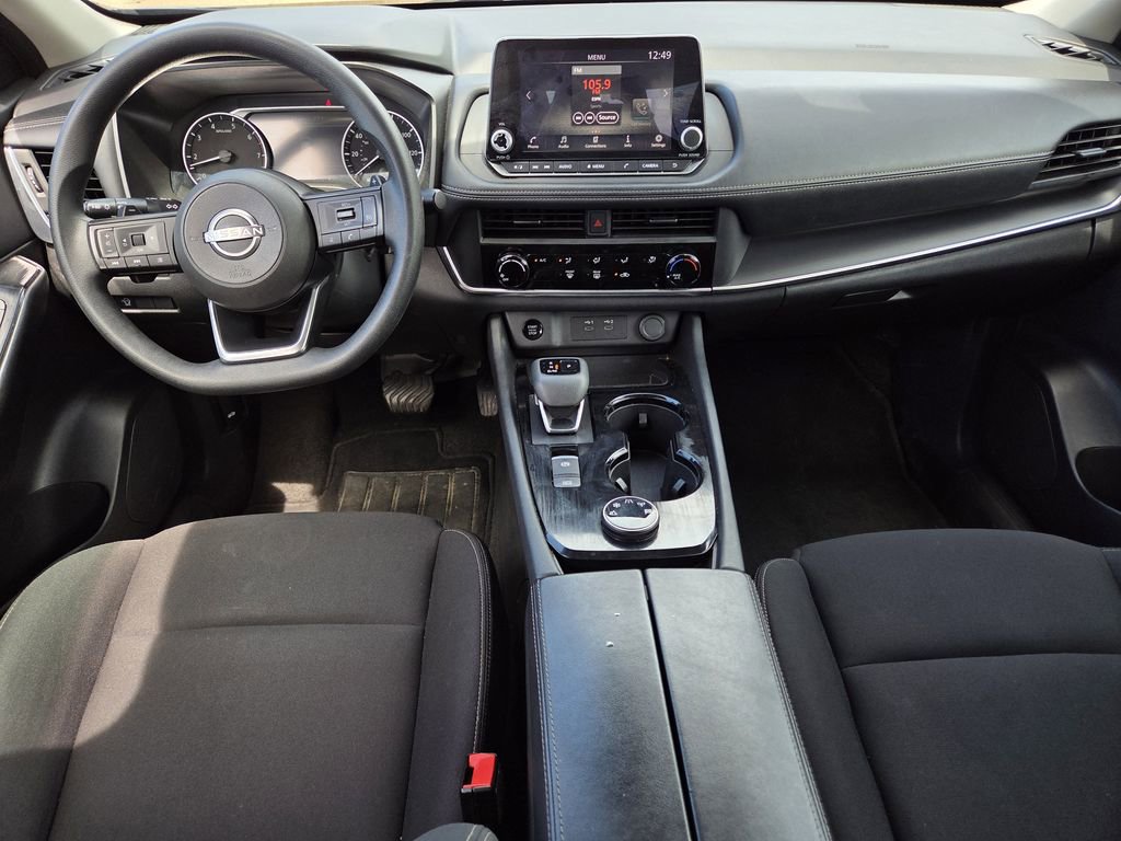 Used 2024 Nissan Rogue S image 8