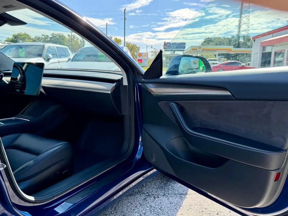 Used 2022 Tesla Model 3 RWD image 14