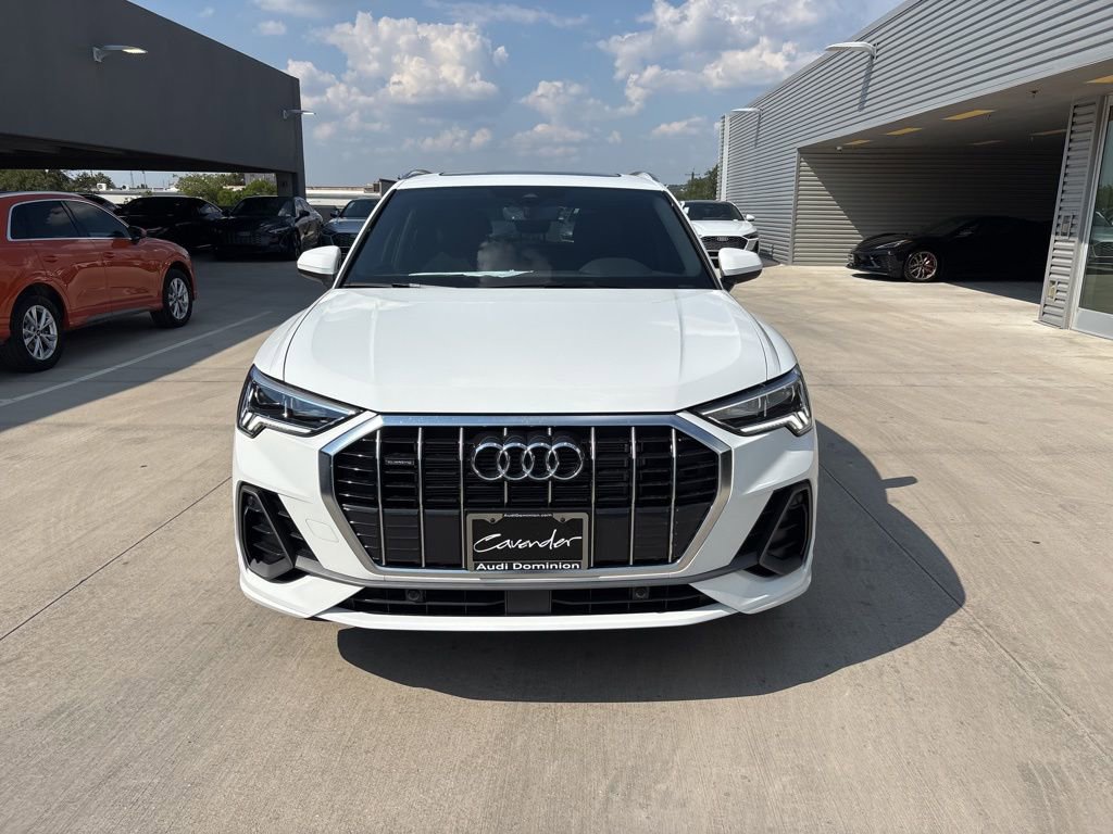 New 2025 Audi Q3 2.0T Premium image 2